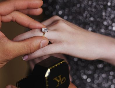 5 Things You Should Know Before Buying an Engagement Ring